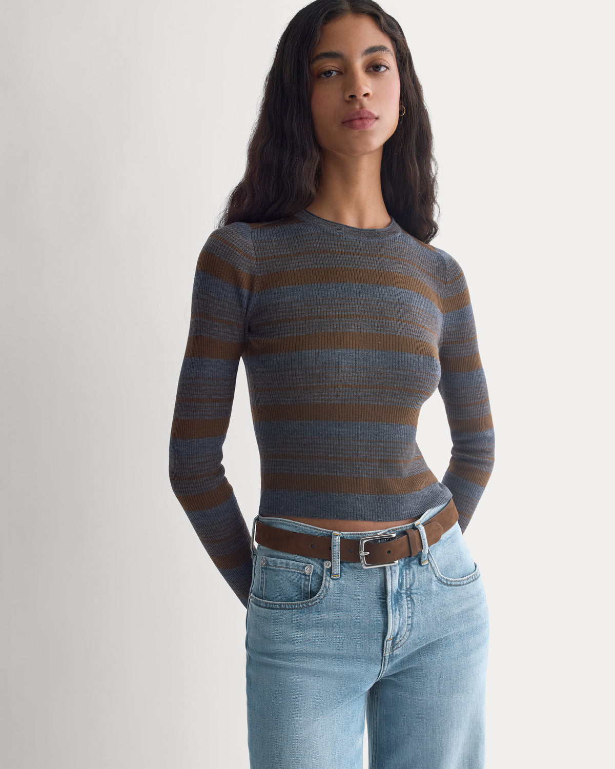 The Cropped Crew Top in Ultrafine Merino | Cocoa/Heather Charcoal