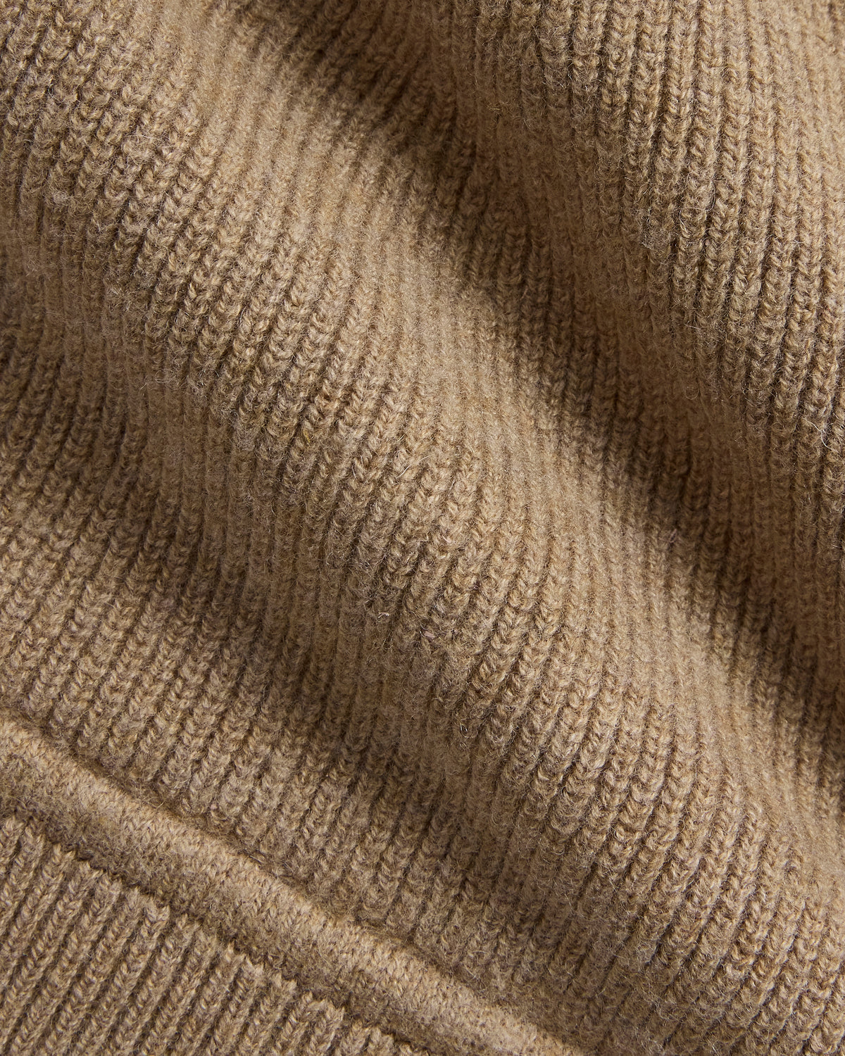 The Cabin Beanie | Dark Heathered Camel