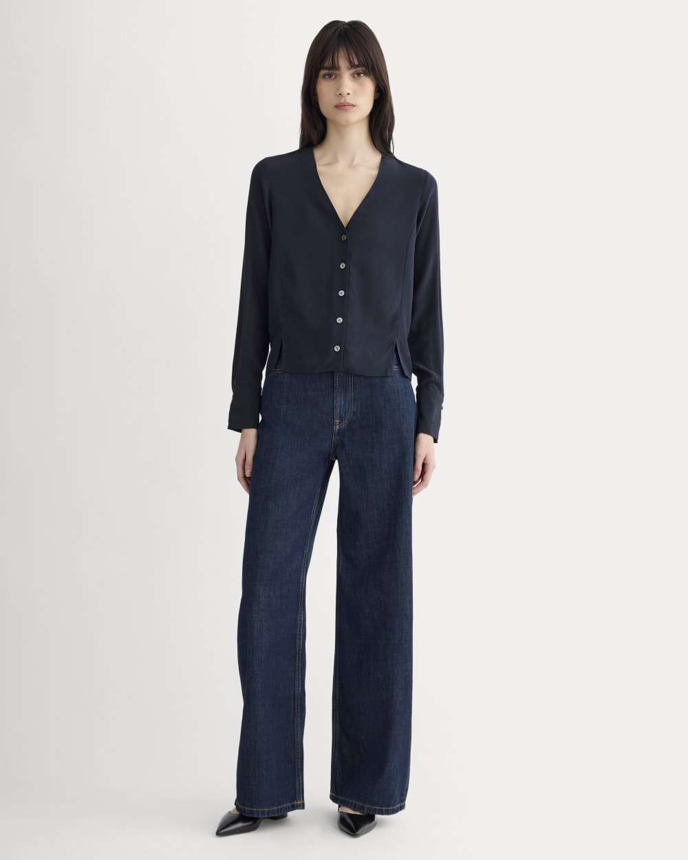 womens-v-neck-blouse-in-washable-silk-navy