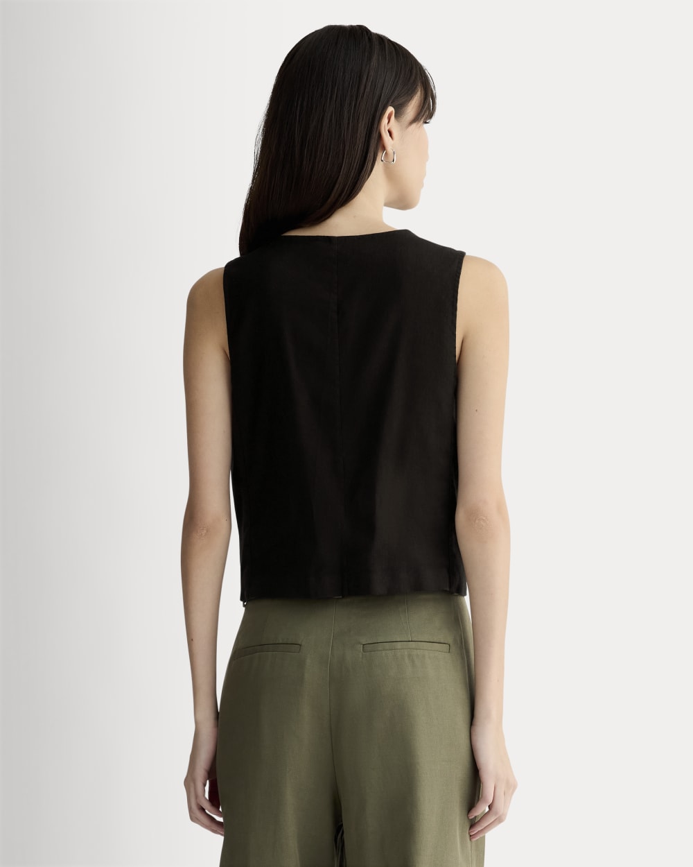 The Vest in Stretch Linen | Black – Everlane