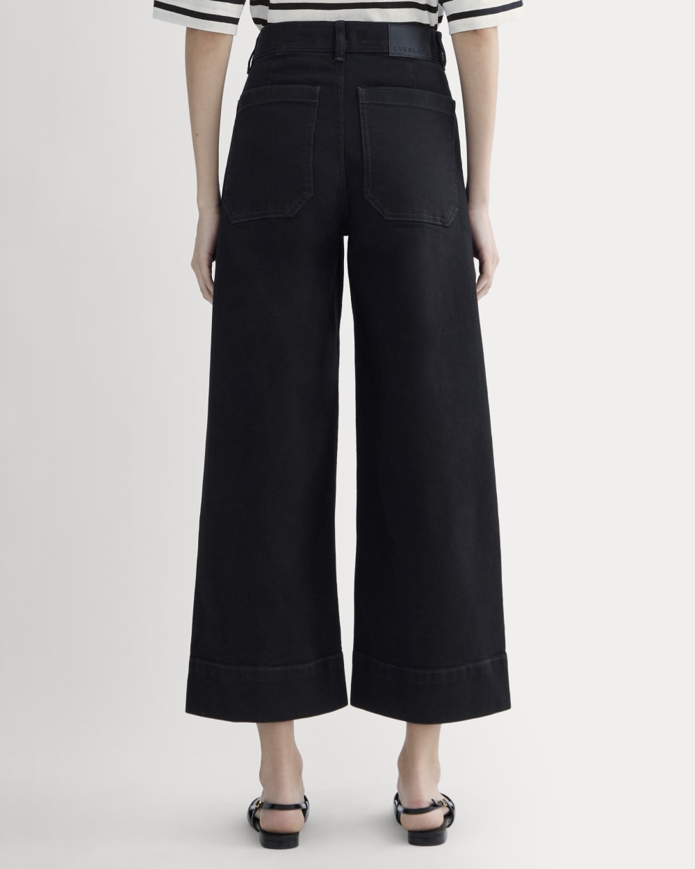 womens-cropped-mariner-jean-black