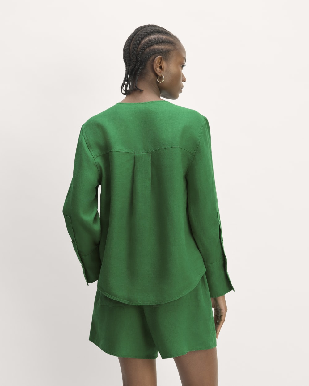 The Popover Shirt in Linen | Grass Green – Everlane