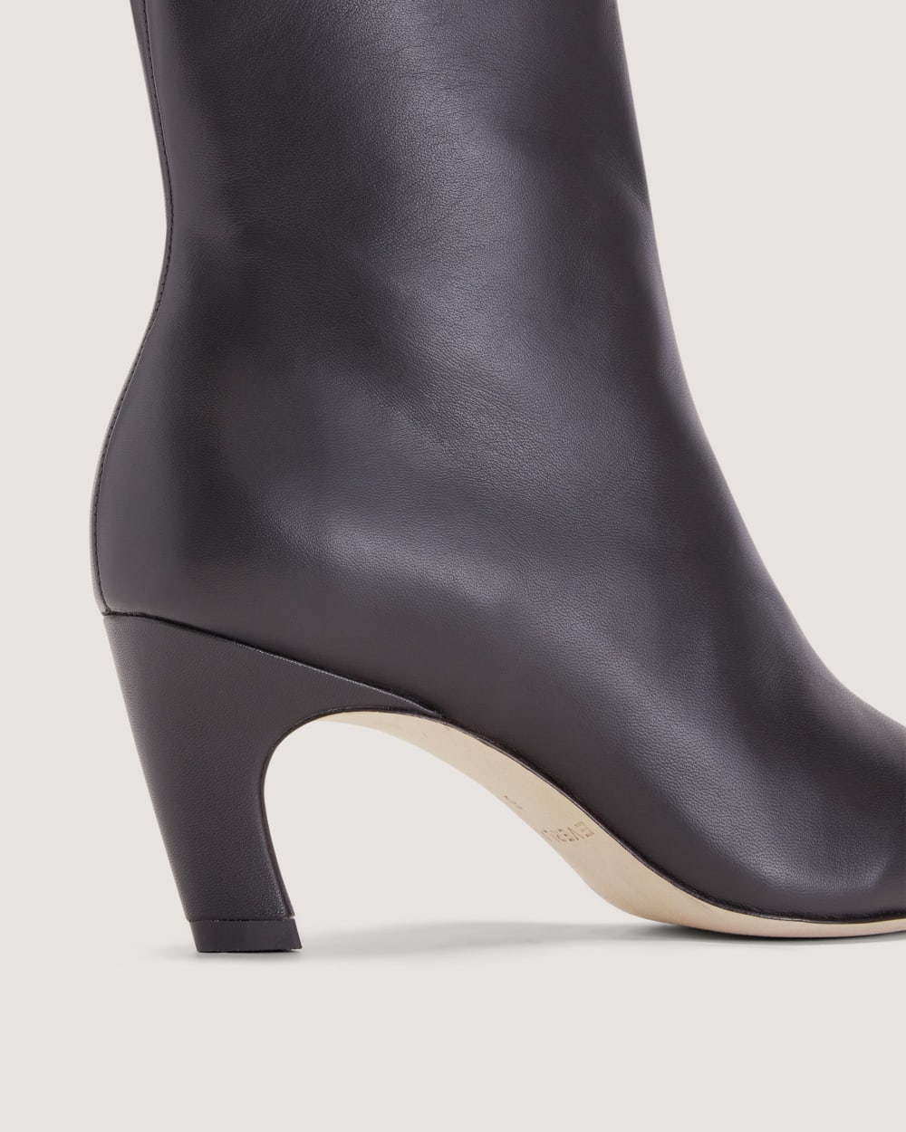 womens-banana-heel-boot-black
