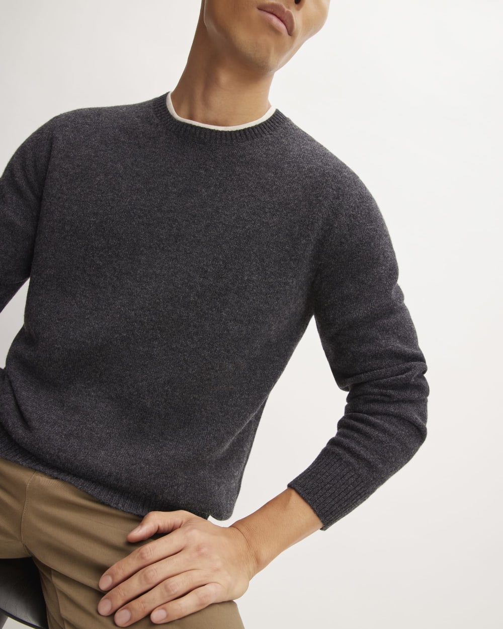 The Premium Merino Crew Neck Sweater | Charcoal – Everlane
