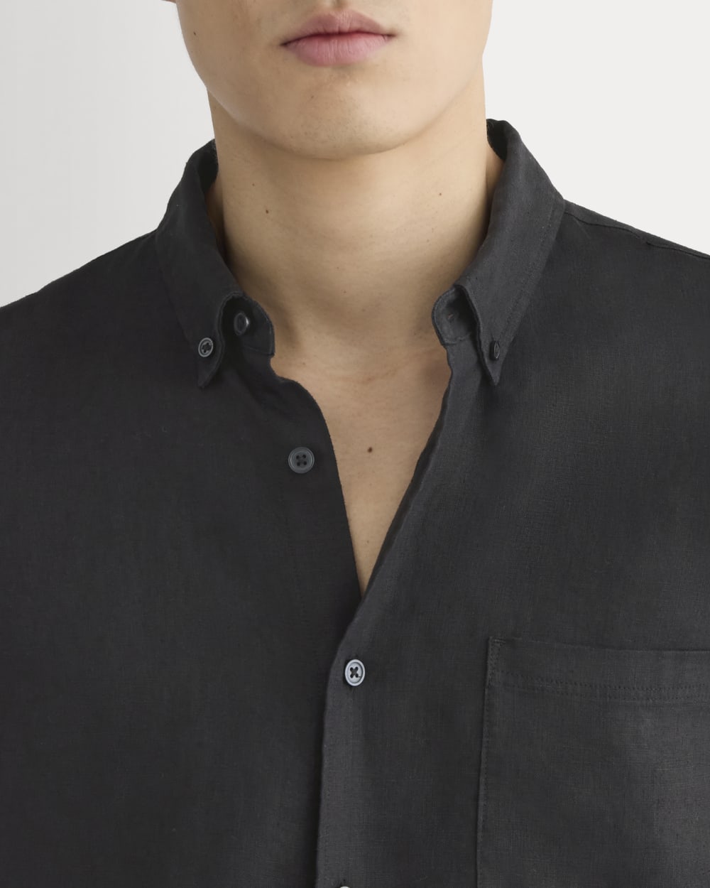 Everlane Men's Classic Shirt in Linen in Black, Size 2XL Everlane Men's Classic Shirt in Linen in Black, Size 2XL
