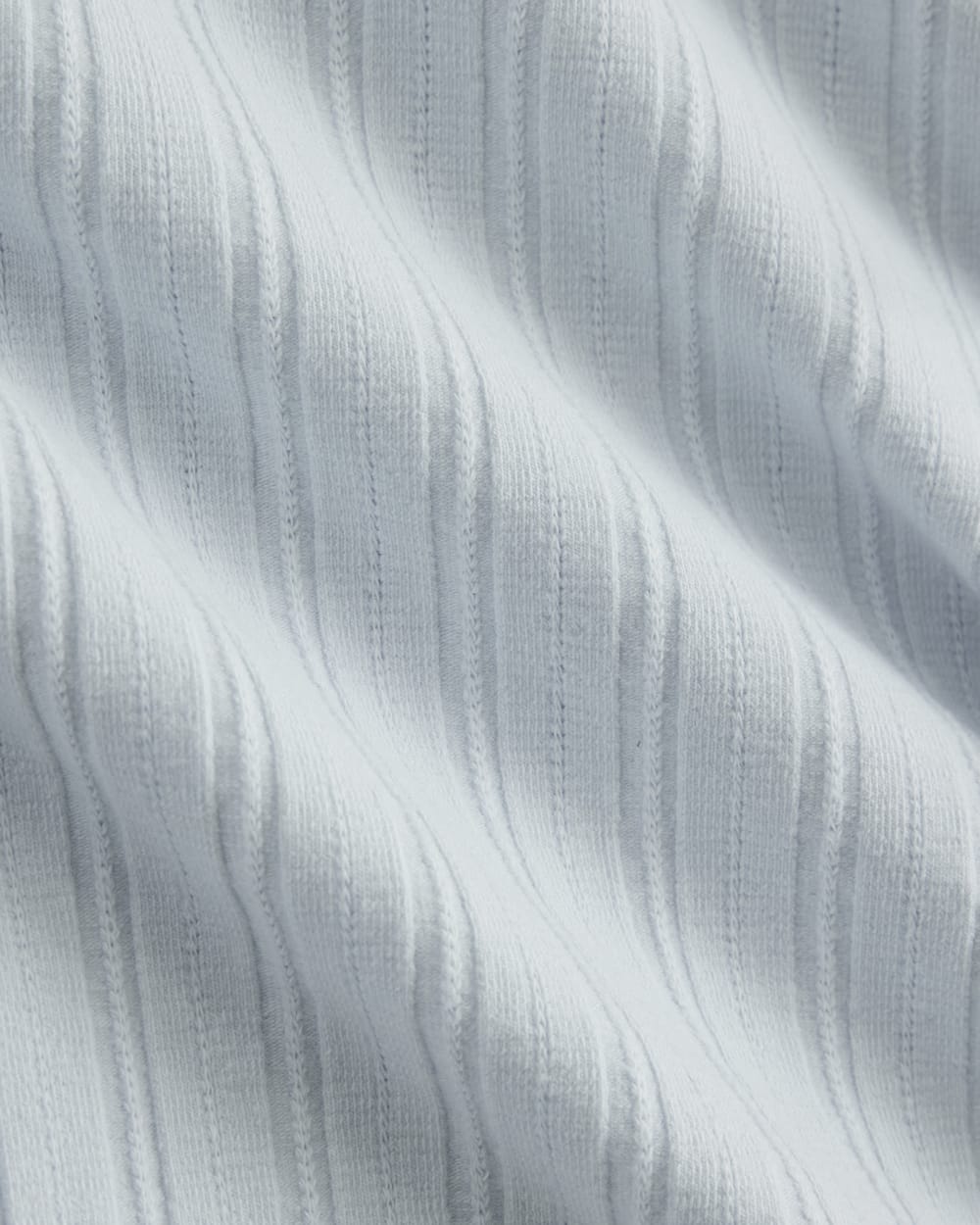 womens-cardigan-in-pointelle-skywriting