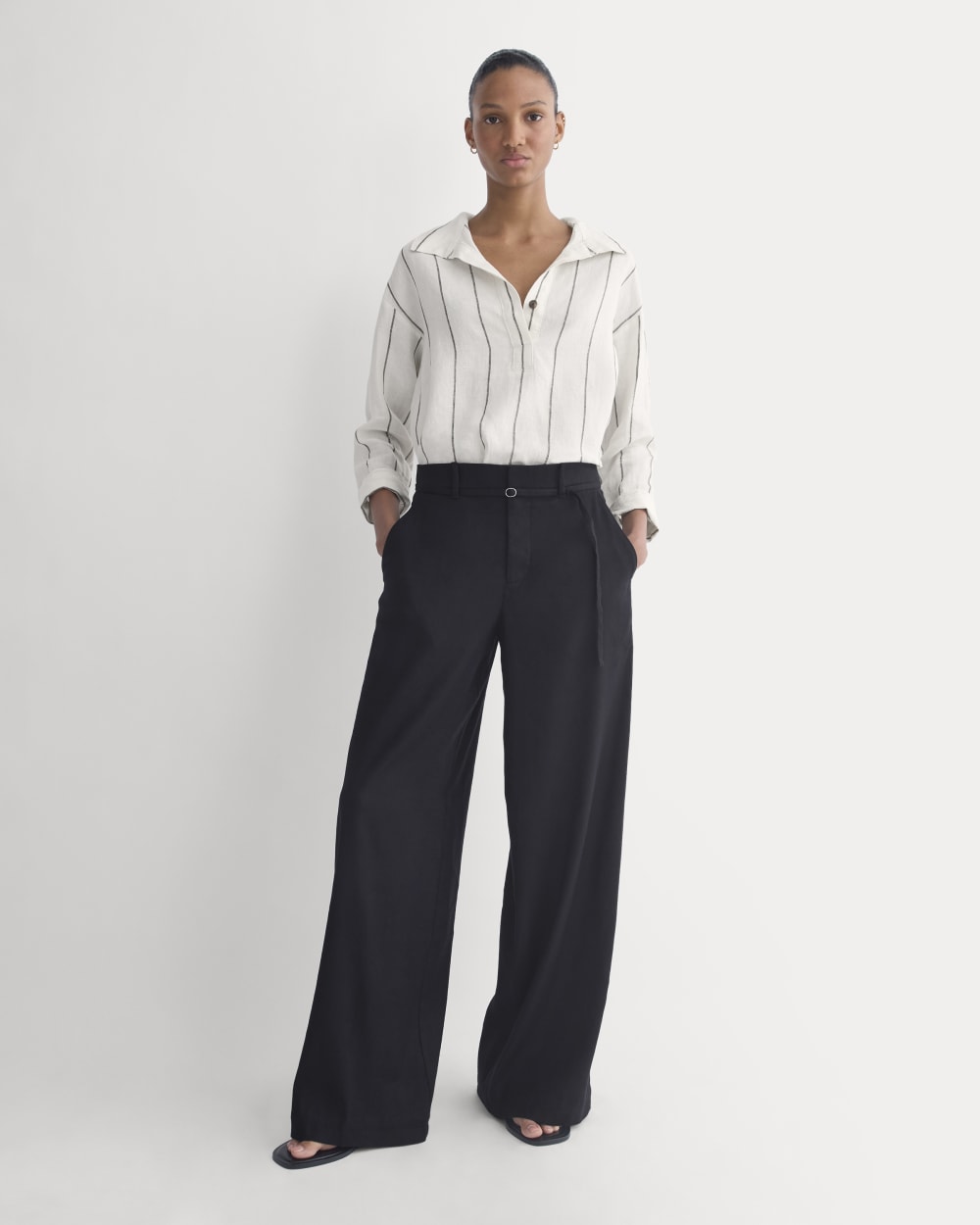 womens-popover-shirt-in-linen-gardenia-meteorite