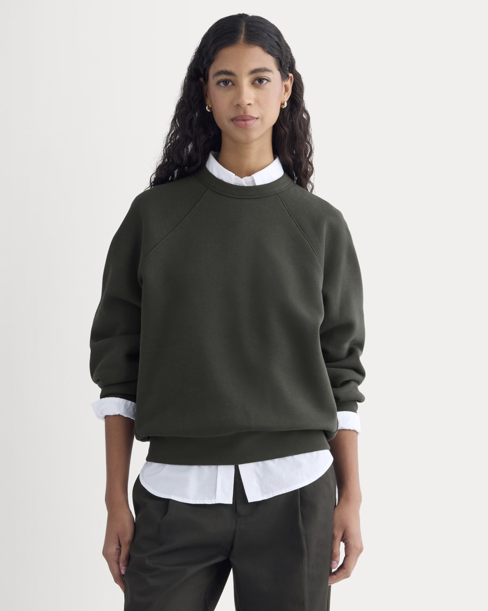 womens-fleece-raglan-crewneck-washed-black | primary