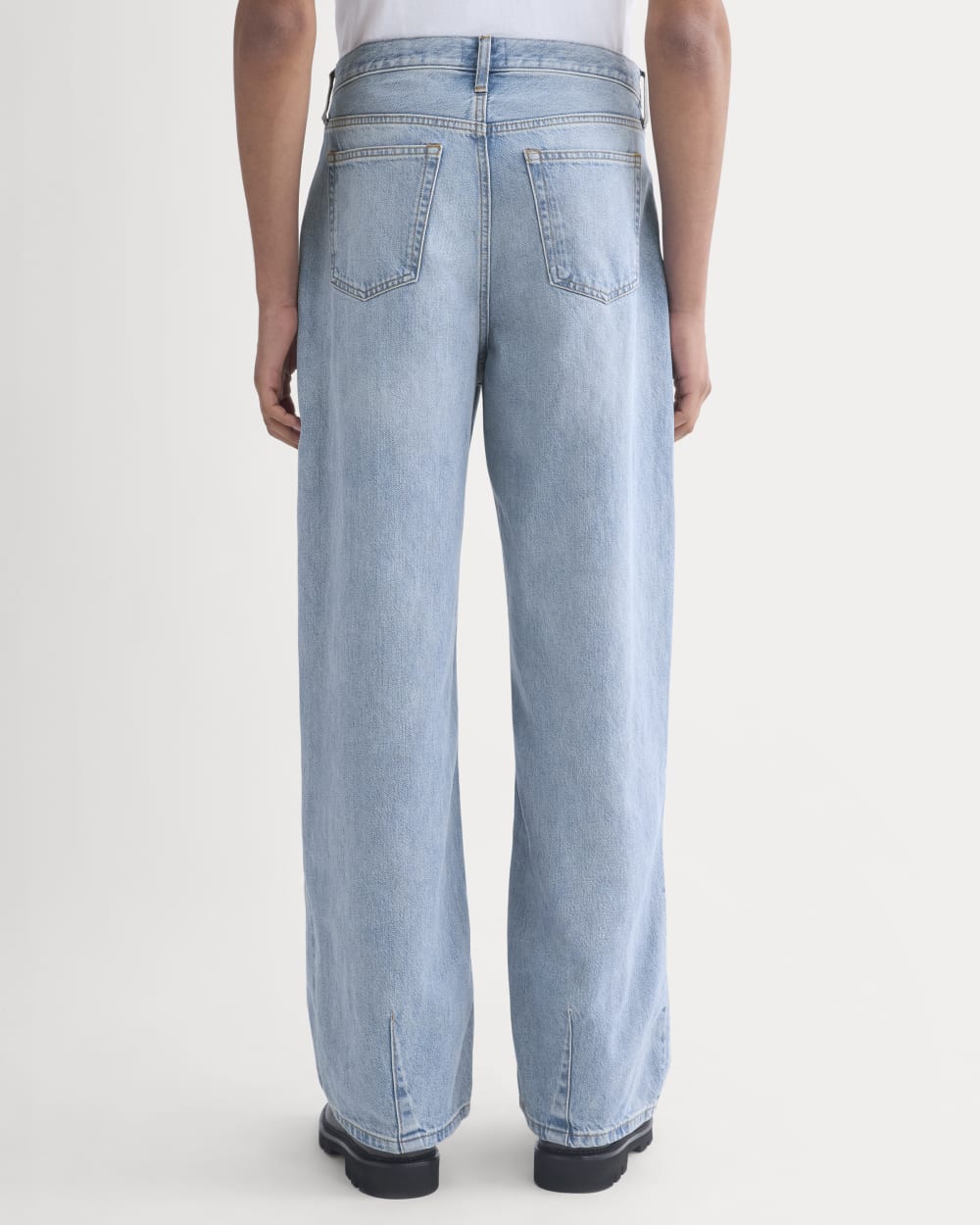 mens-baggy-jean-light-indigo