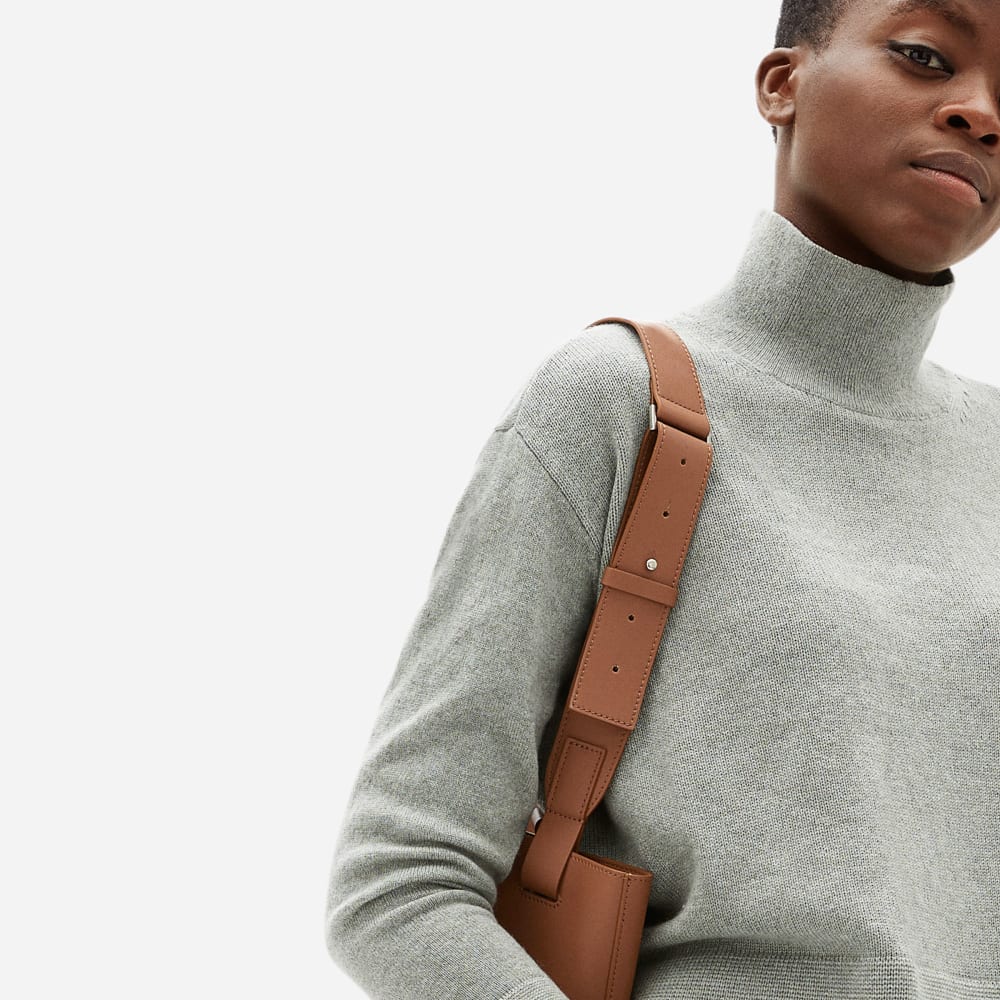 /専用/ EVERLANE(エバーレーン) フォームバッグ　コニャック色 EVERLANE(エバーレーン) フォームバッグ コニャック色の通販 by