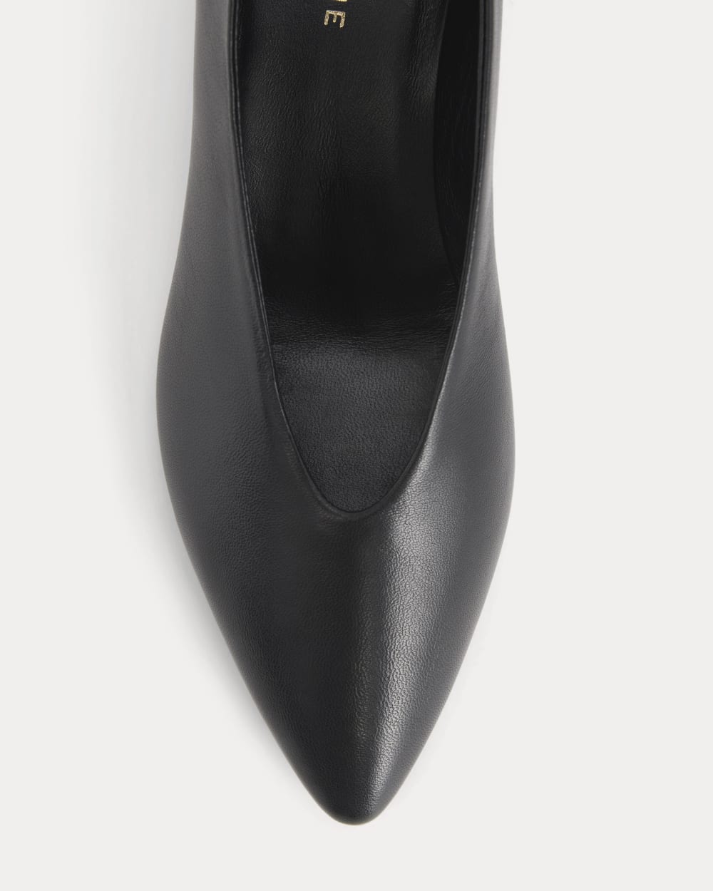 Made in Italy Almond-Toe Pump | Black Leather – Everlane