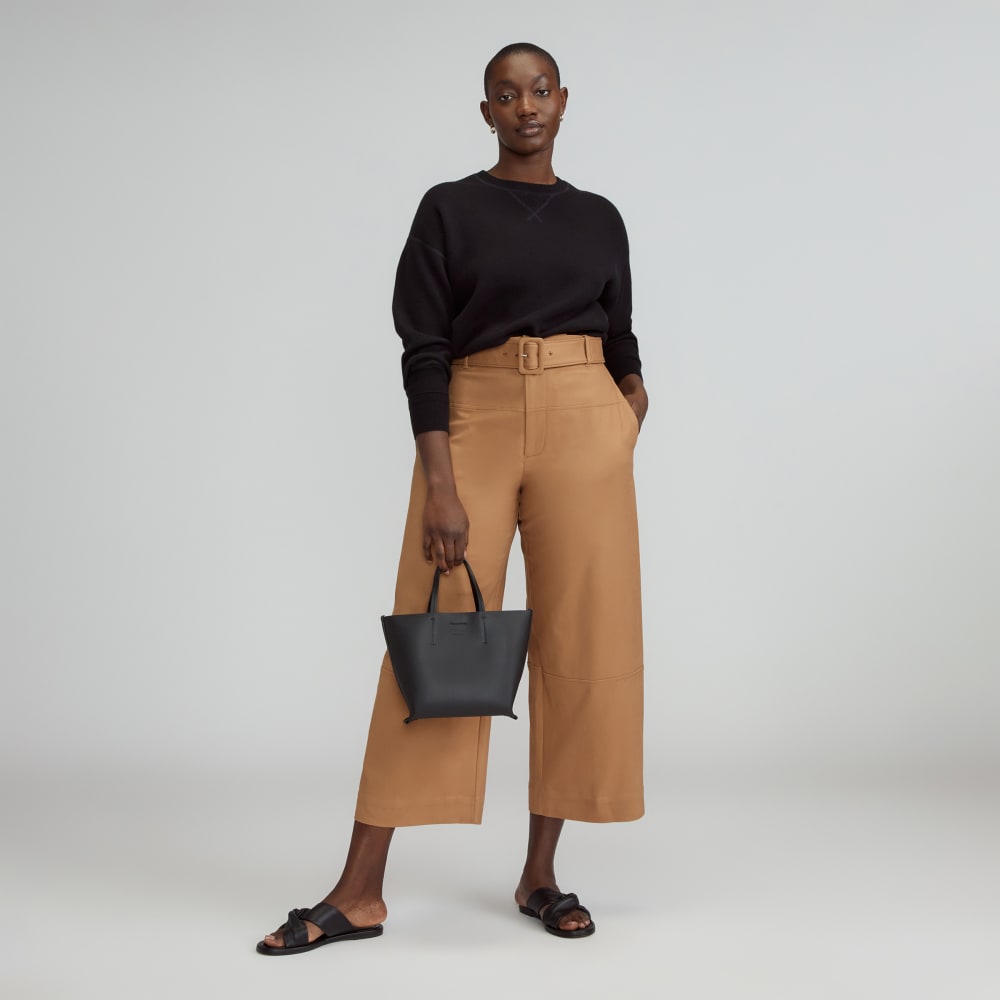 The Luxe Italian Leather Crossbody | Black – Everlane