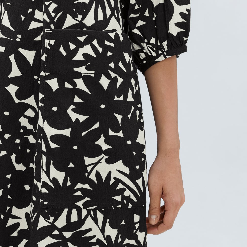 womens-seersucker-puff-sleeve-dress-black-canvas-floral
