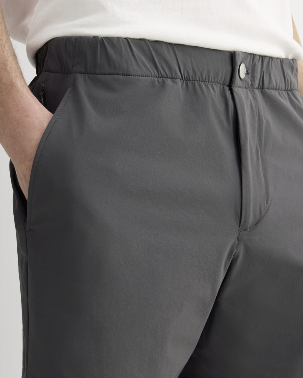 mens-tech-pullon-short-graphite