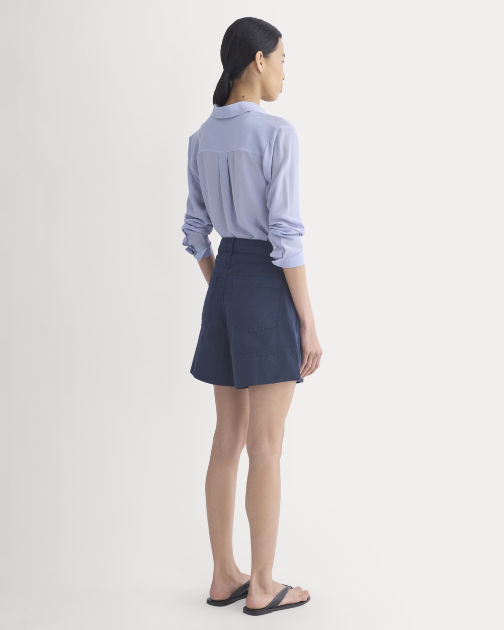 womens-seamed-everywhere-short-navy