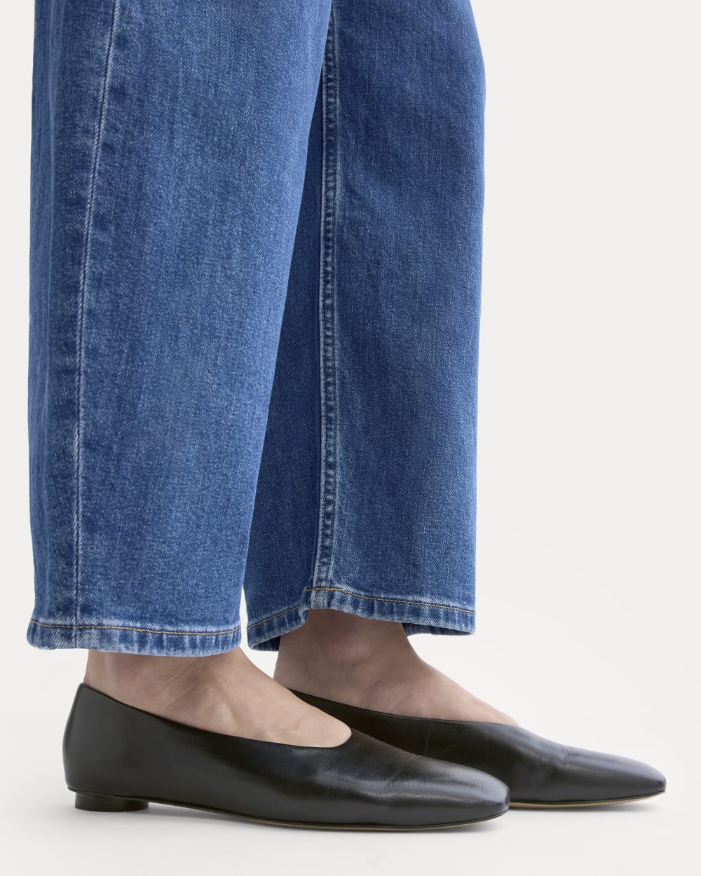 Gallery Square-Toe Flat | Black – Everlane