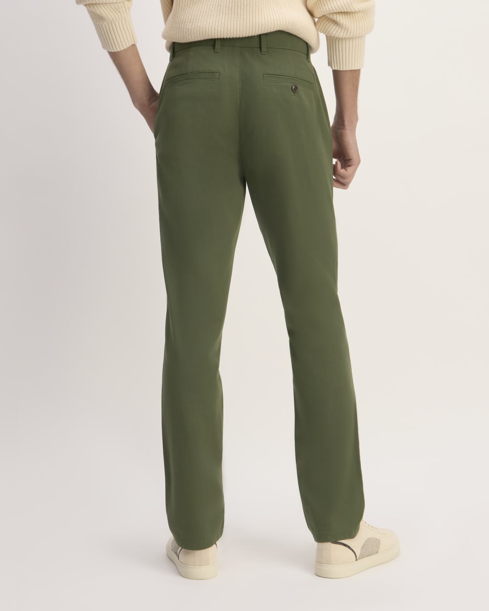 The Performance Chino | Uniform | Deep Moss Green | Slim – Everlane