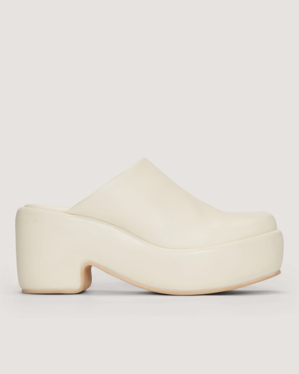 womens-puffa-clog-parchment