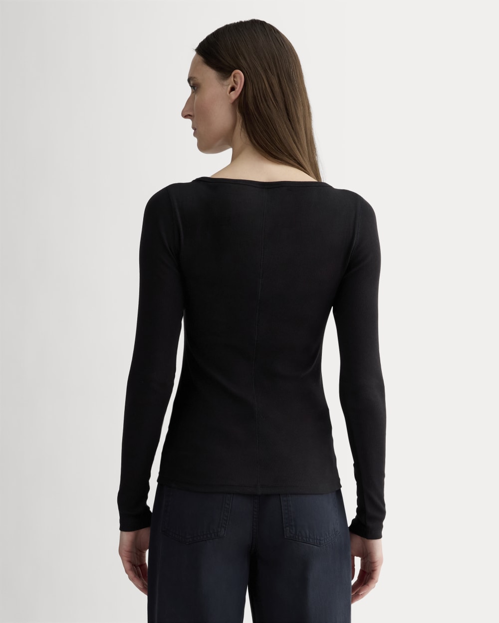 The Luxe Rib Long-Sleeve Scoop-Neck Tee | Black – Everlane