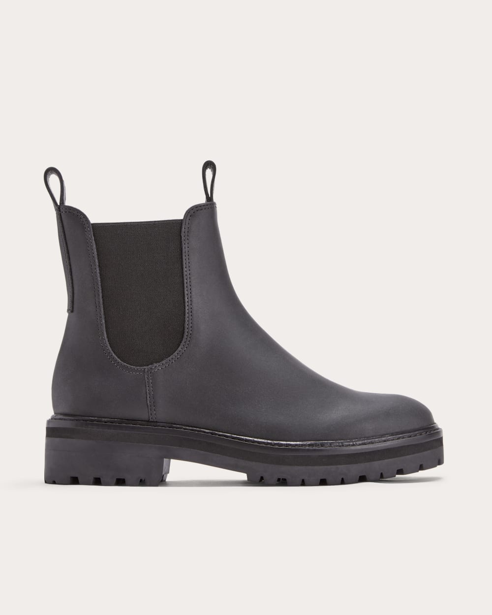women-lug-chelsea-boot-vintage-black | primary