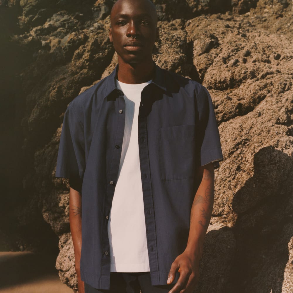 mens-poplin-short-sleeve-shirt-navy