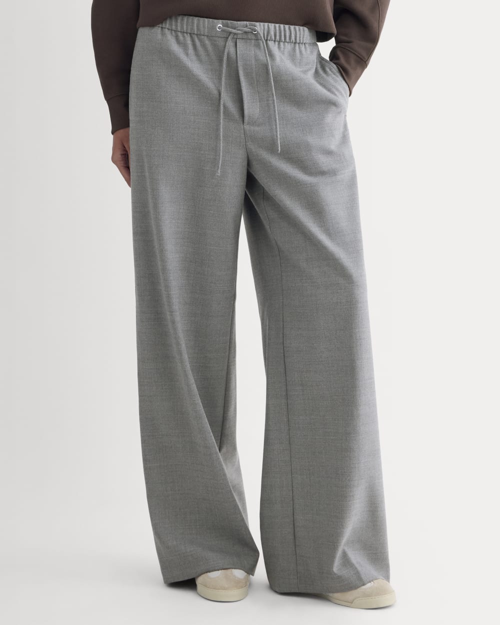 The Pull-On Trouser in Tailor Twill | Heather Graphite – Everlane