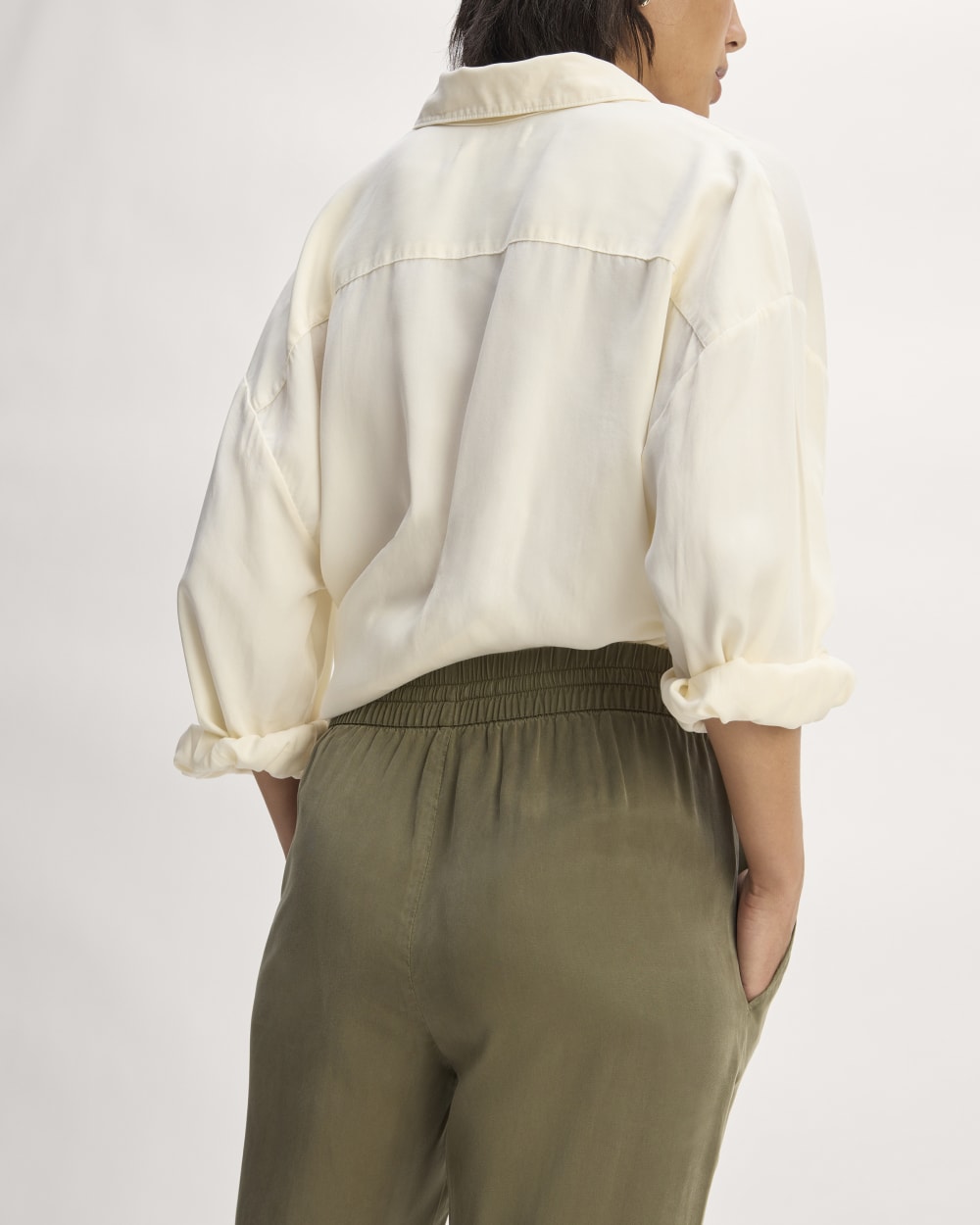 The Tapered Pant in Butterlite | Kalamata – Everlane