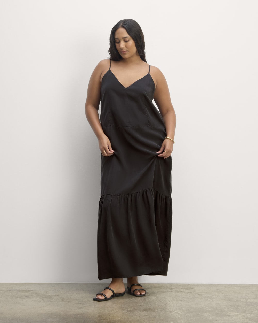 womens-tencel-butterlite-tiered-dress-black | primary