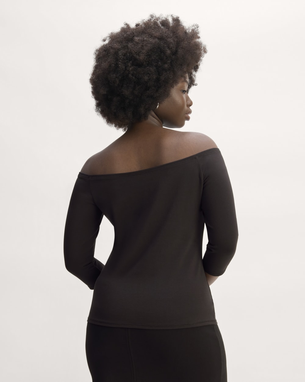 The Form Off-Shoulder Top | Black – Everlane