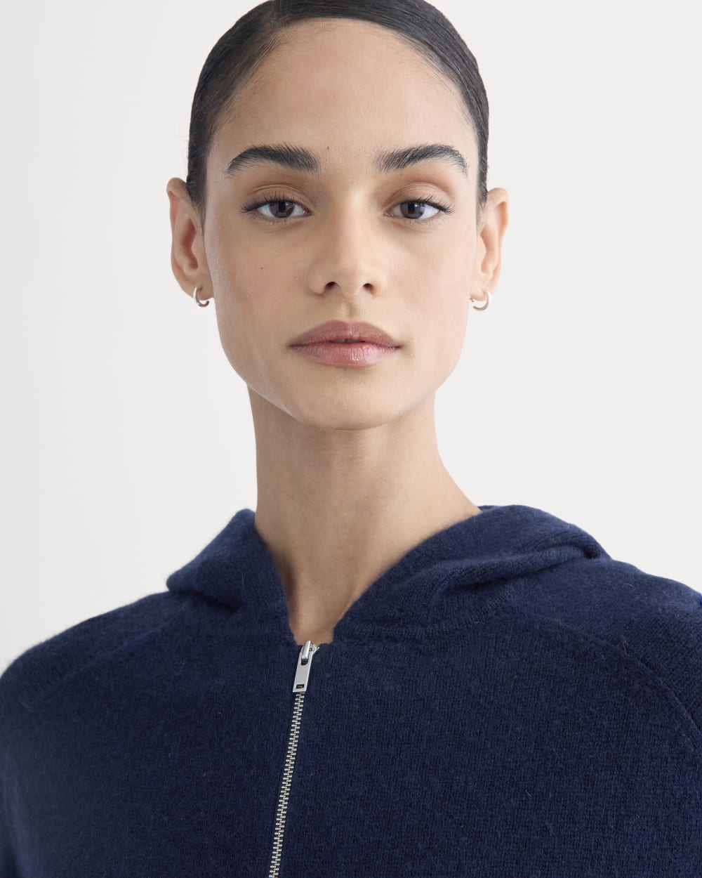womens-full-zip-hoodie-in-wool-cashmere-navy