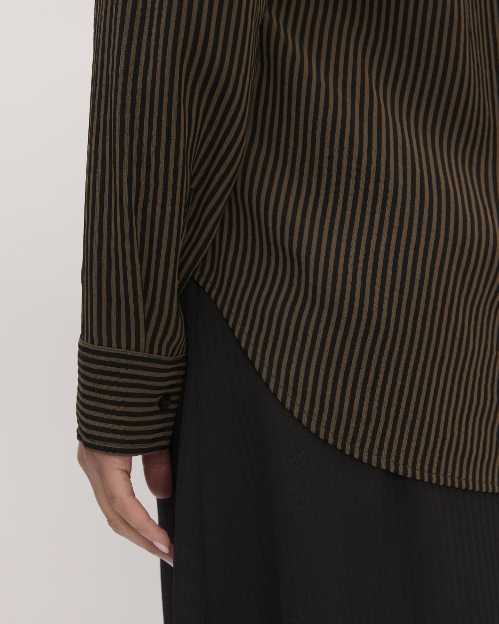womens-city-stripe-relaxed-shirt-cocoa-black