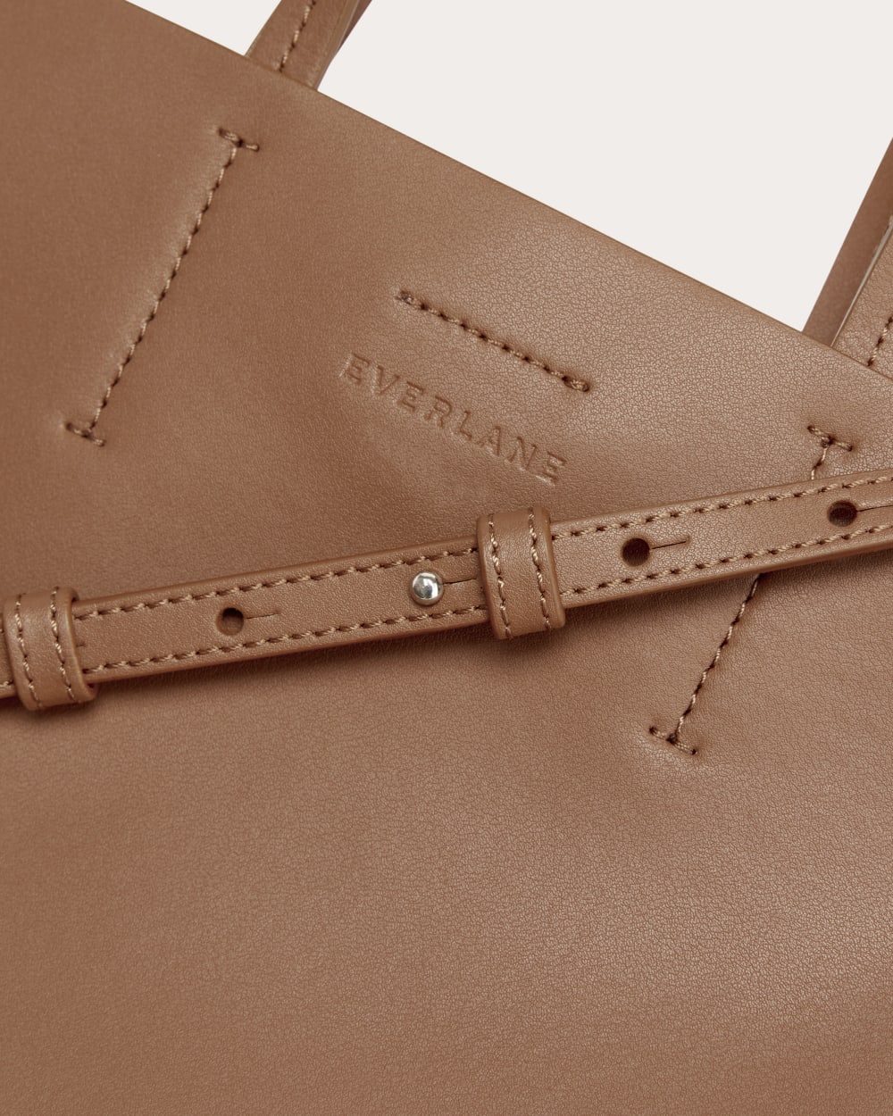 The Luxe Italian Leather Crossbody | Cognac – Everlane