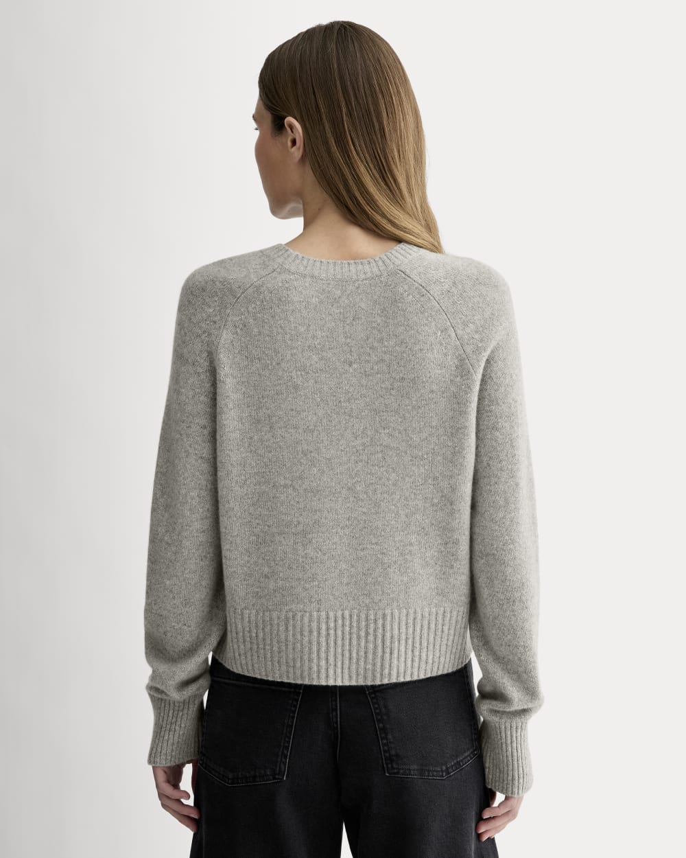 The Boxy Crew in Cashmere | Light Heather Grey – Everlane