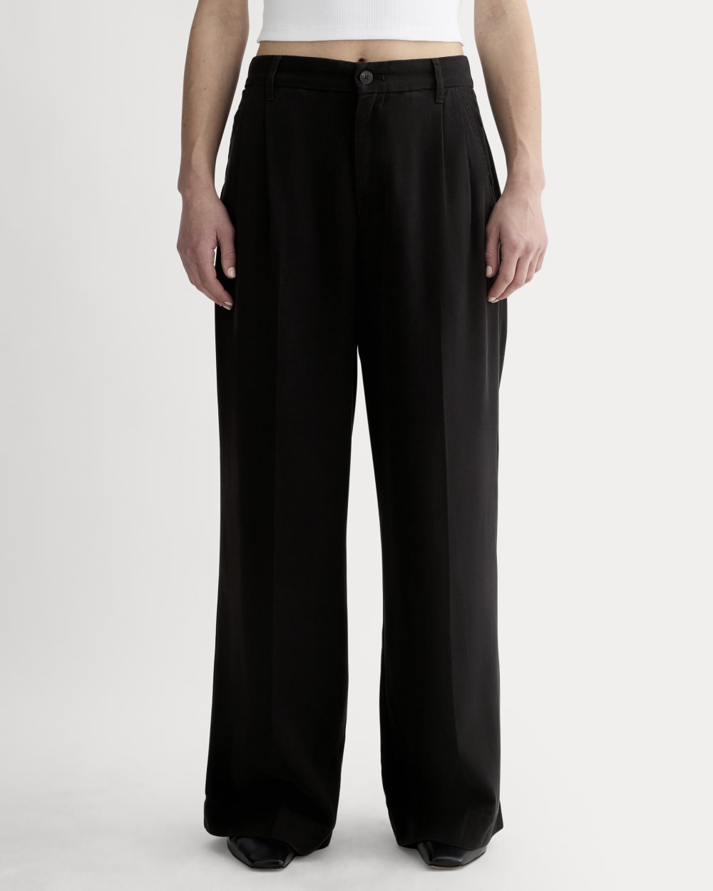 womens-tencel-twill-pleated-chino-black