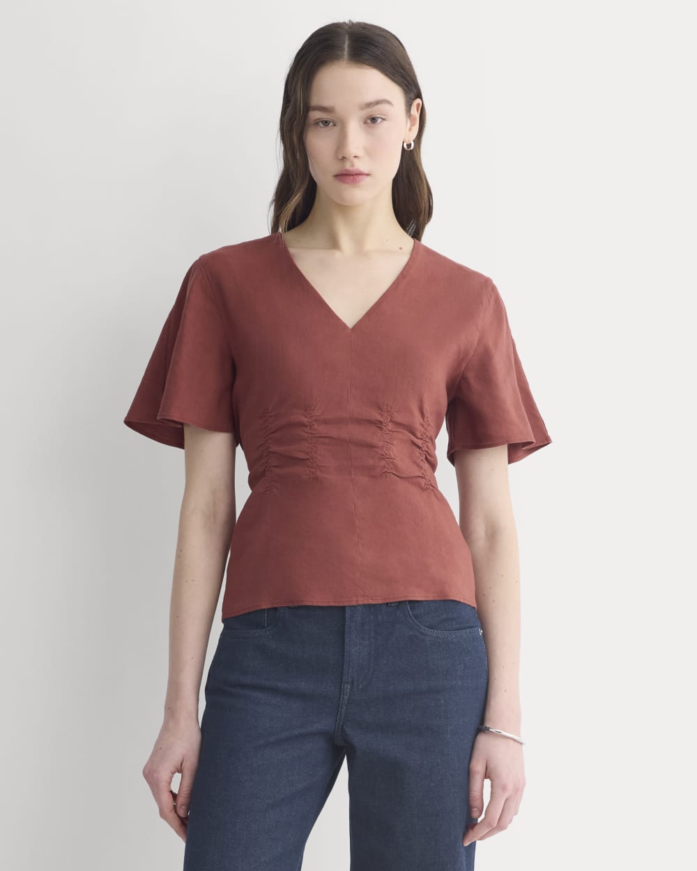 womens-cinched-top-in-stretch-linen-henna-red | primary