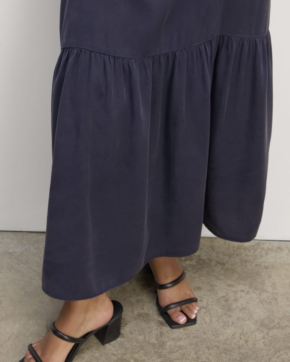 womens-tencel-butterlite-tiered-dress-navy