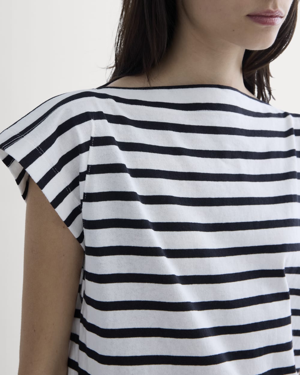 womens-oversized-muscle-tee-bone-black