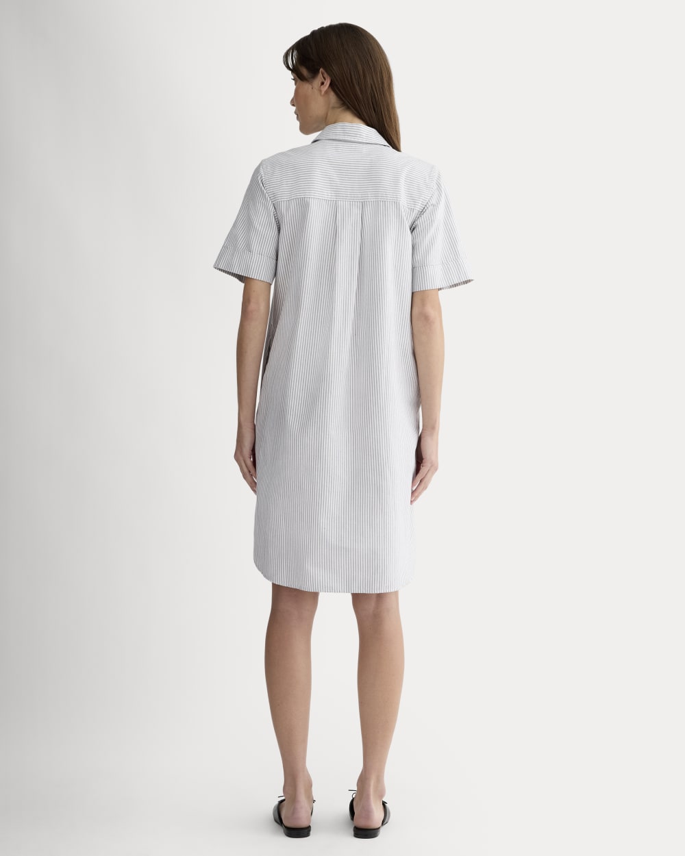 The Oxford Short-Sleeve Shirt Dress | Charcoal / White Everlane The Oxford Short-Sleeve Shirt Dress | Charcoal / White Everlane