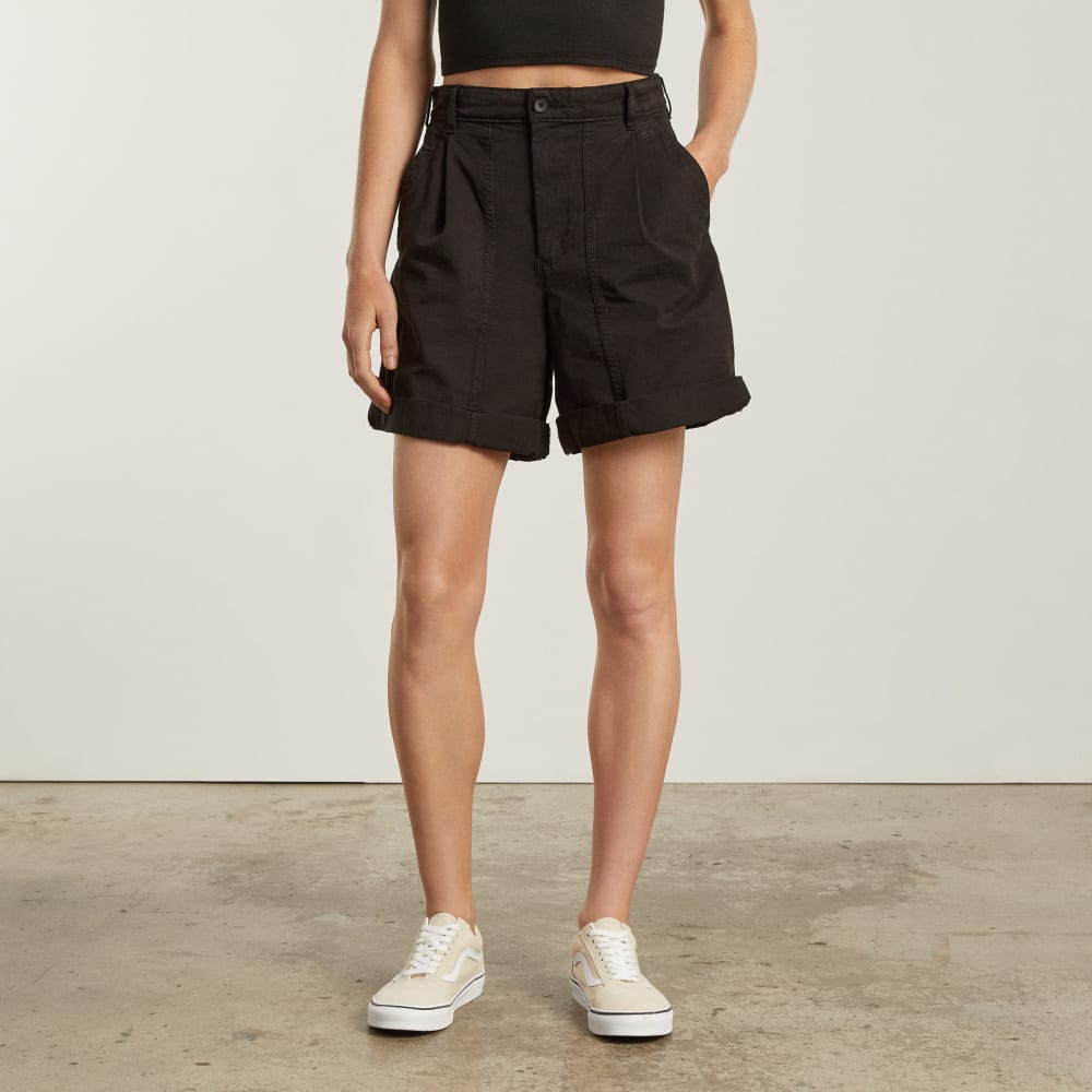 womens-tourist-short-black