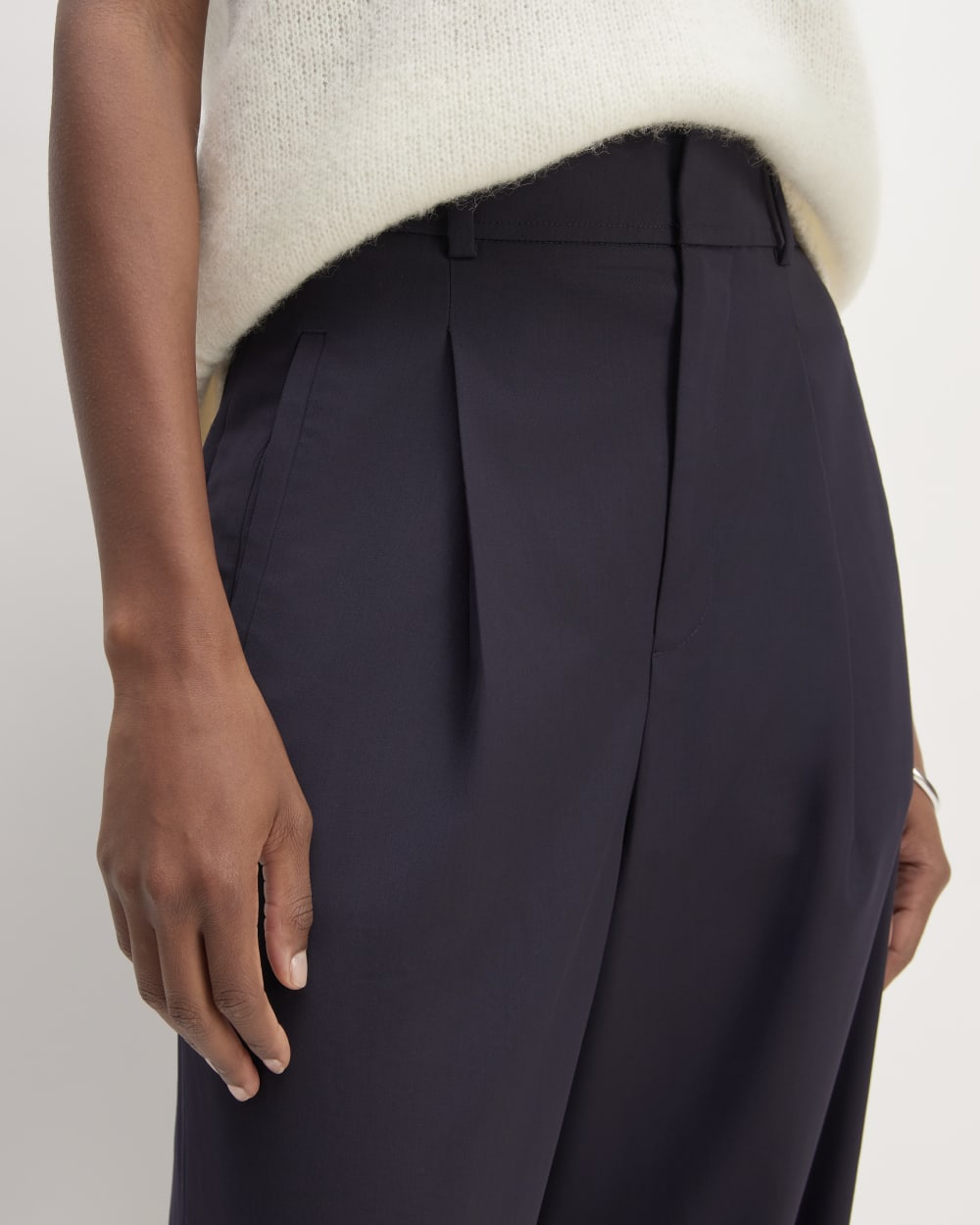 womens-italian-wool-drape-pant-navy