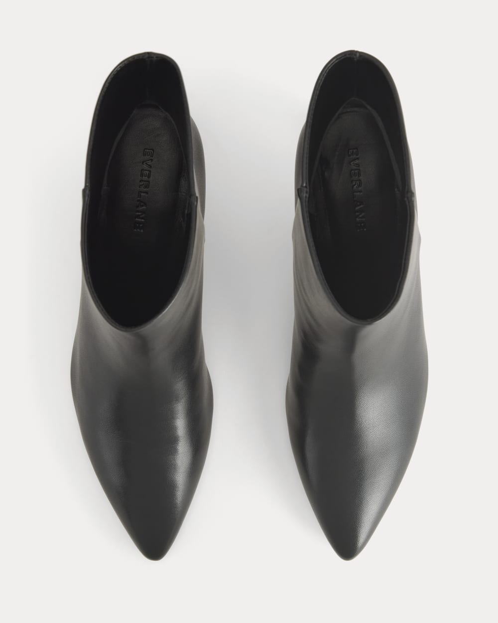Everlane Studio Kitten Heel Bootie In Black, Size 8.5, Leather Everlane Studio Kitten Heel Bootie In Black, Size 8.5, Leather