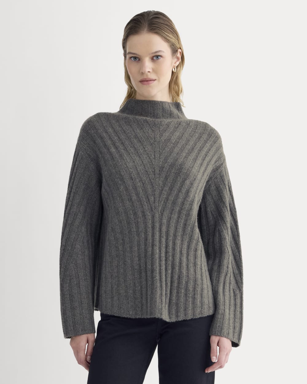 womens-funnel-neck-sweater-wool-cashmere-heather-charcoal | primary