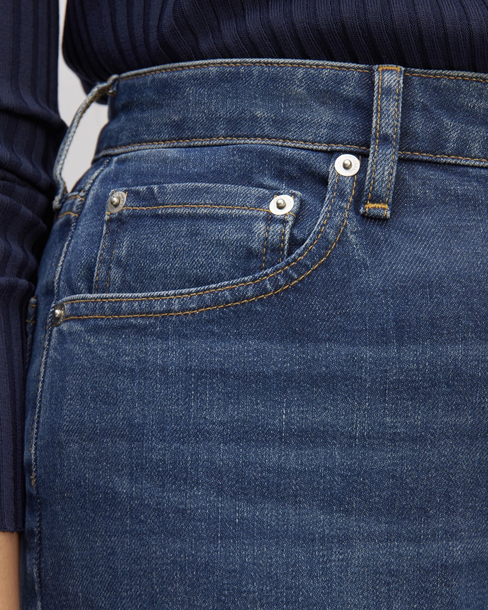 womens-curvy-cheeky-jean-vintage-dark