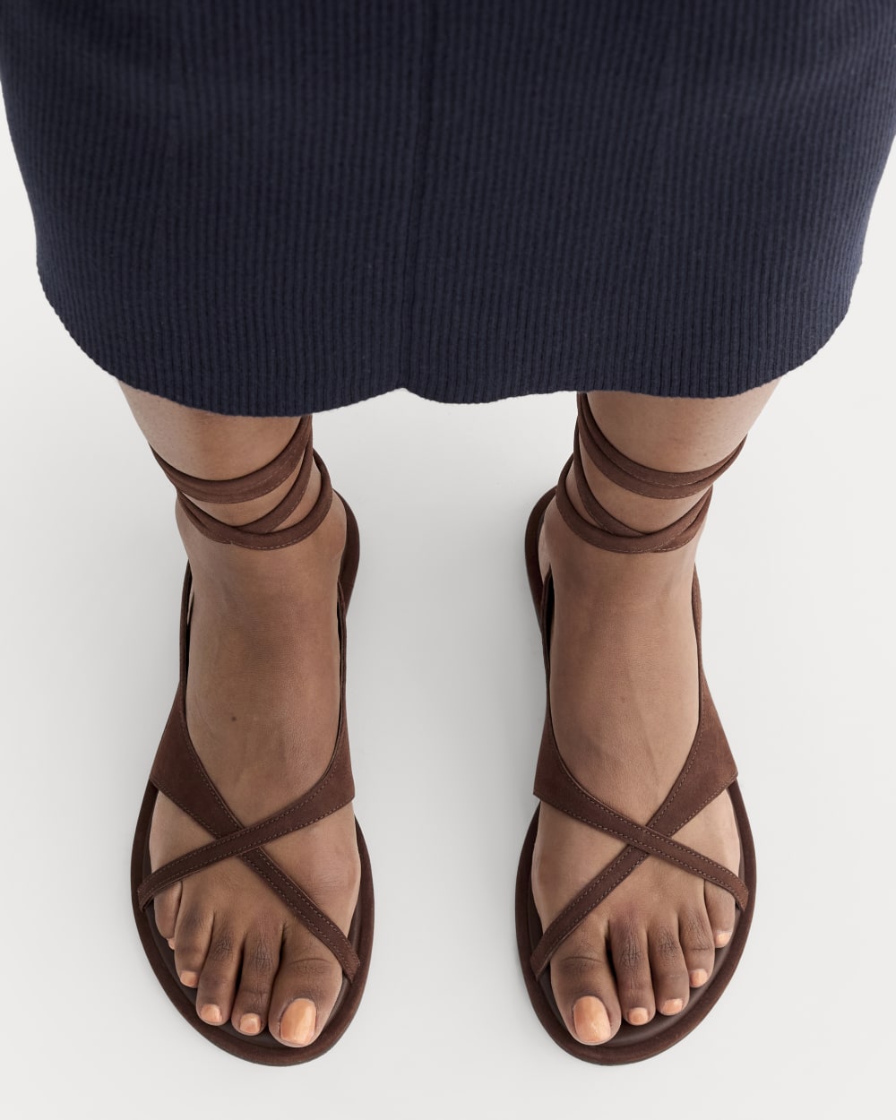 The Leather Crisscross Sandal | Burnt Umber – Everlane