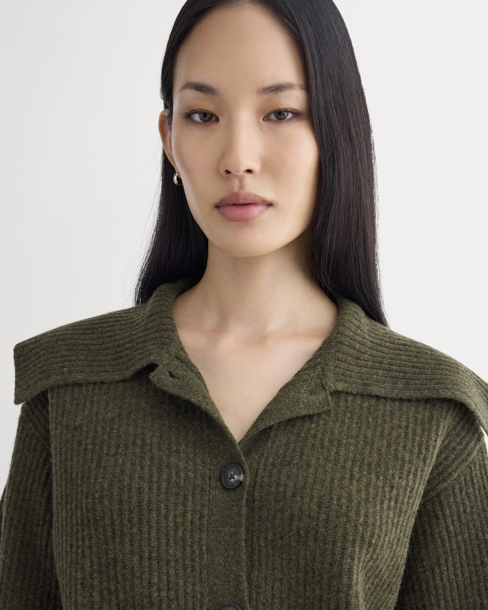 foufou / フーフー | fisherman knit cardigan フィッシャーマン ニットカーディガン | F | オリーブ | レディース フィッシャーマン ニット カーディガン 木目風ボタン｜Fisherman Knit
