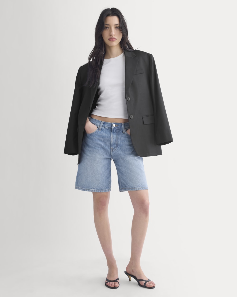 womens-loose-jean-short-light-wash | primary