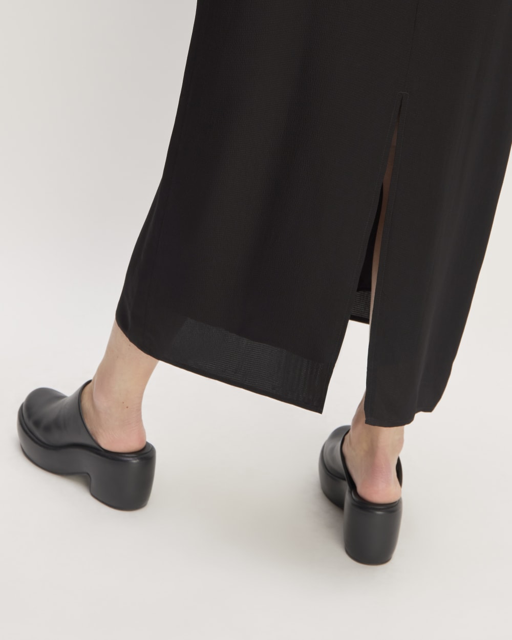 everlane satin slip dress Everlane Womens The Satin Square Neck Slip Dress Carob Brown Size 0 NWT
