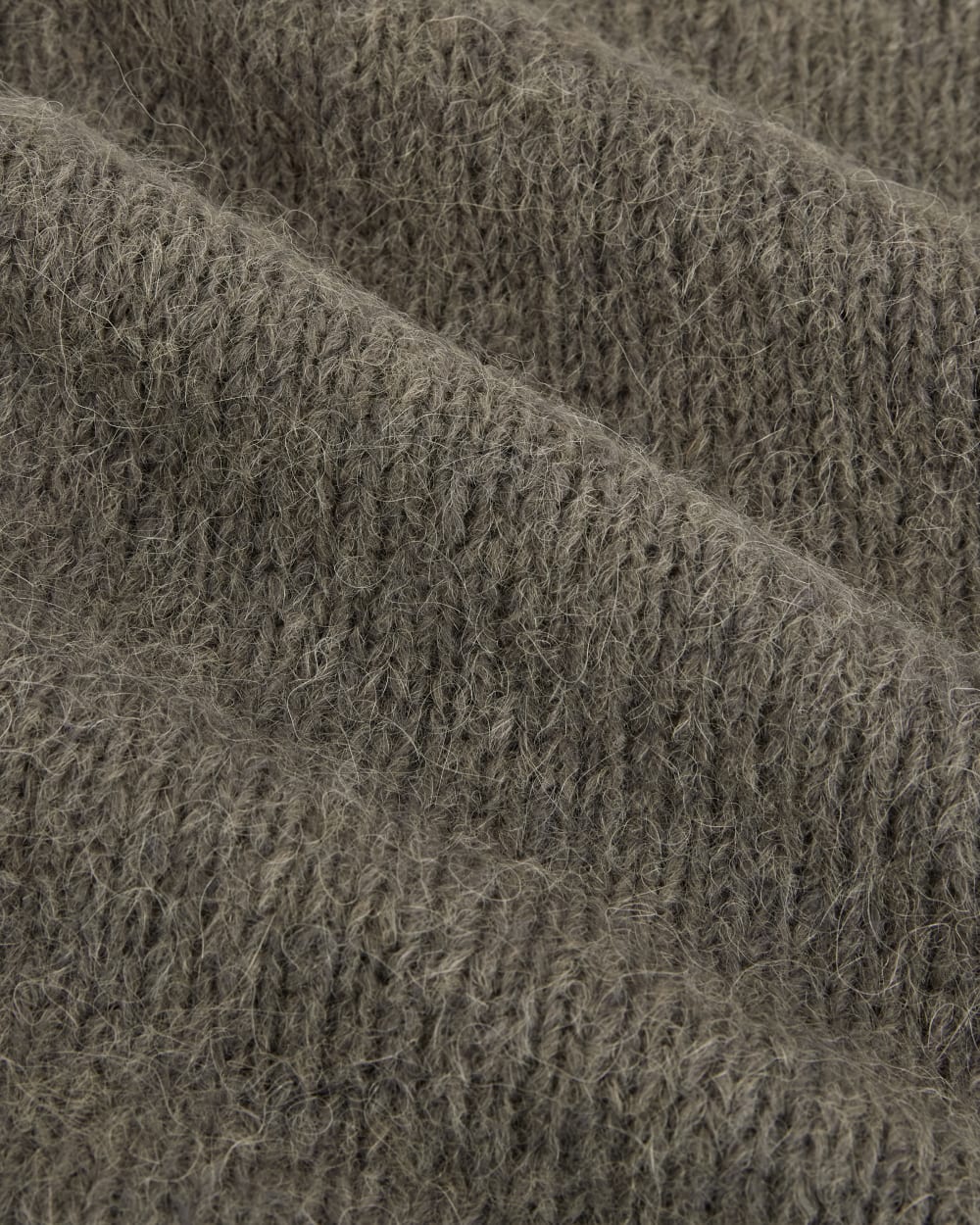 Plush Alpaca Scarf | Mid Grey Heather/ Bone – Everlane