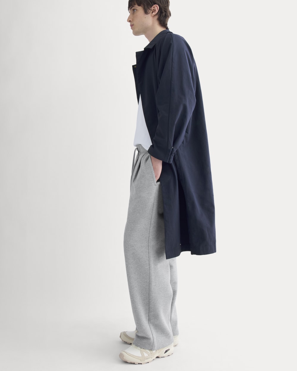 mens-luxe-fleece-pleated-sweatpant-vintage-heather-grey