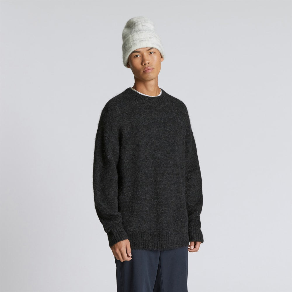 unisex-big-alpaca-beanie-light-hthr-grey | alt